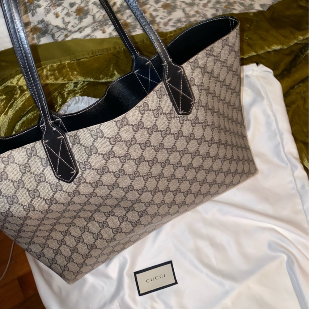 Authentic Gucci Tote Bag! Good Condition! Reversible!